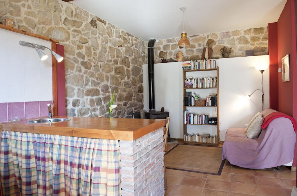 Sendero Del Agua Apartman San Vicente del Monte Szoba fotó